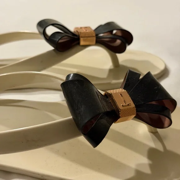 Ted Baker Cream Sandals with Black Bow - Picture 3 of 5
